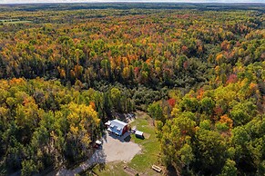 Pet Friendly Chub Creek Cabin: Fish, Hunt, & Hike!
