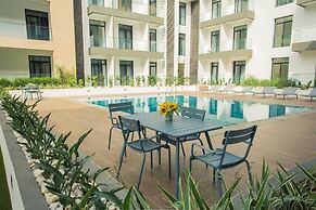 Peravi Suites at Embassy Gardens