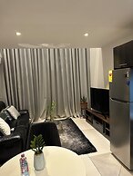 Peravi Suites at Embassy Gardens