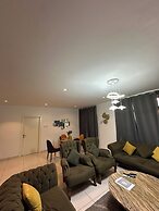 Peravi Suites at Embassy Gardens