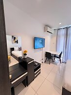 Peravi Suites at Embassy Gardens