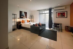 Peravi Suites at Embassy Gardens