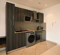 Peravi Suites at Embassy Gardens