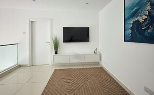 Peravi Suites at Embassy Gardens