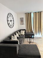 Peravi Suites at Embassy Gardens