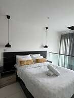 Peravi Suites at Embassy Gardens