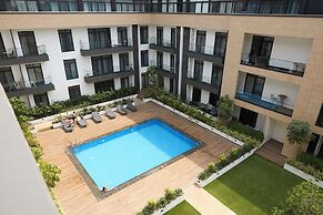 Peravi Suites at Embassy Gardens