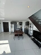 Peravi Suites at Embassy Gardens