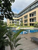Peravi Suites at Embassy Gardens