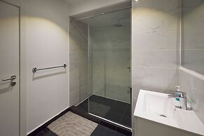 Peravi Suites at Embassy Gardens