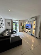 Peravi Suites at Embassy Gardens
