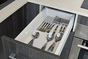 Peravi Suites at Embassy Gardens
