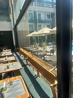 Peravi Suites at Embassy Gardens