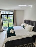 Peravi Suites at Embassy Gardens