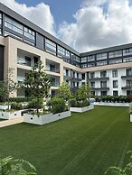 Peravi Suites at Embassy Gardens