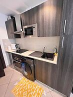 Peravi Suites at Embassy Gardens