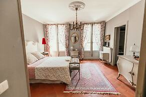 Chateau Sainte Cecile