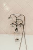 Chateau Sainte Cecile