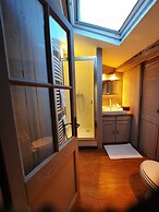 Chateau Sainte Cecile