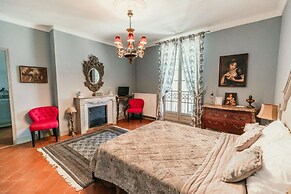 Chateau Sainte Cecile