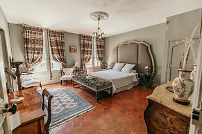 Chateau Sainte Cecile