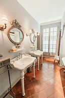 Chateau Sainte Cecile