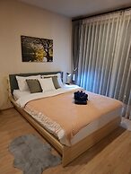 Ideo O2 Resort Condo BTS Bangna