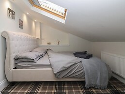 Flat 2 23 Hyde Park Road