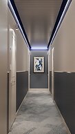 VI PLACE