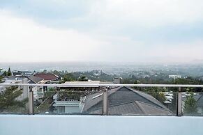 Rehat at Villa Golf Island Dago Resort I