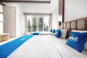 Rehat at Villa Golf Island Dago Resort I