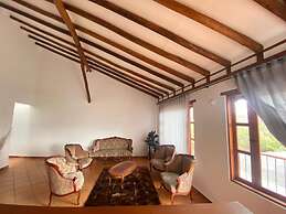 leyvaYork Apartasuites
