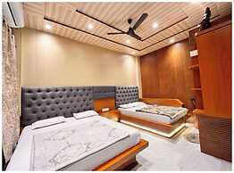 Hotel Pallav Guest House Ujjain