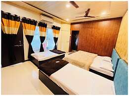 Hotel Pallav Guest House Ujjain