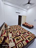 Hotel Virat palace Khatoo