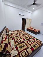 Hotel Virat palace Khatoo