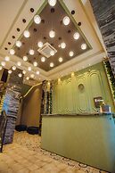 HOTEL NEON