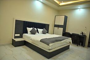 Hotel dinanath Khatoo