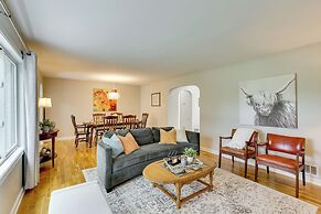 Topeka Farmhouse Hideaway: 5 Mi to Downtown!