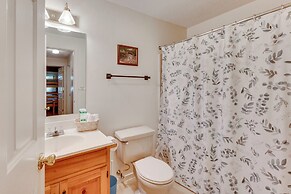 White Mtn Adventure Base! Cozy Bartlett Condo