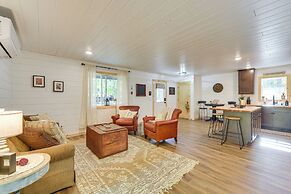 Lake Days, Links & Trails! Danbury Cottage
