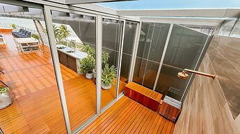 Setai Aquamaris Garden - By Almare