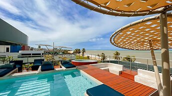 Setai Aquamaris Garden - By Almare