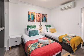 Arabian Nights-Level 60-Meriton Suites