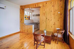 Young Monk Hostel Dharamkot