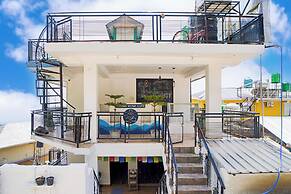 Young Monk Hostel Dharamkot