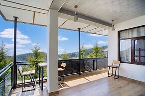 Young Monk Hostel Dharamkot