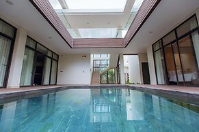The Palm Nest Cam Ranh Pool Villa