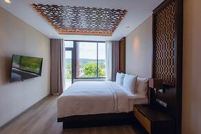 The Palm Nest Cam Ranh Pool Villa