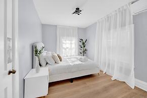 Single Family 3BR Home Game Room Parking